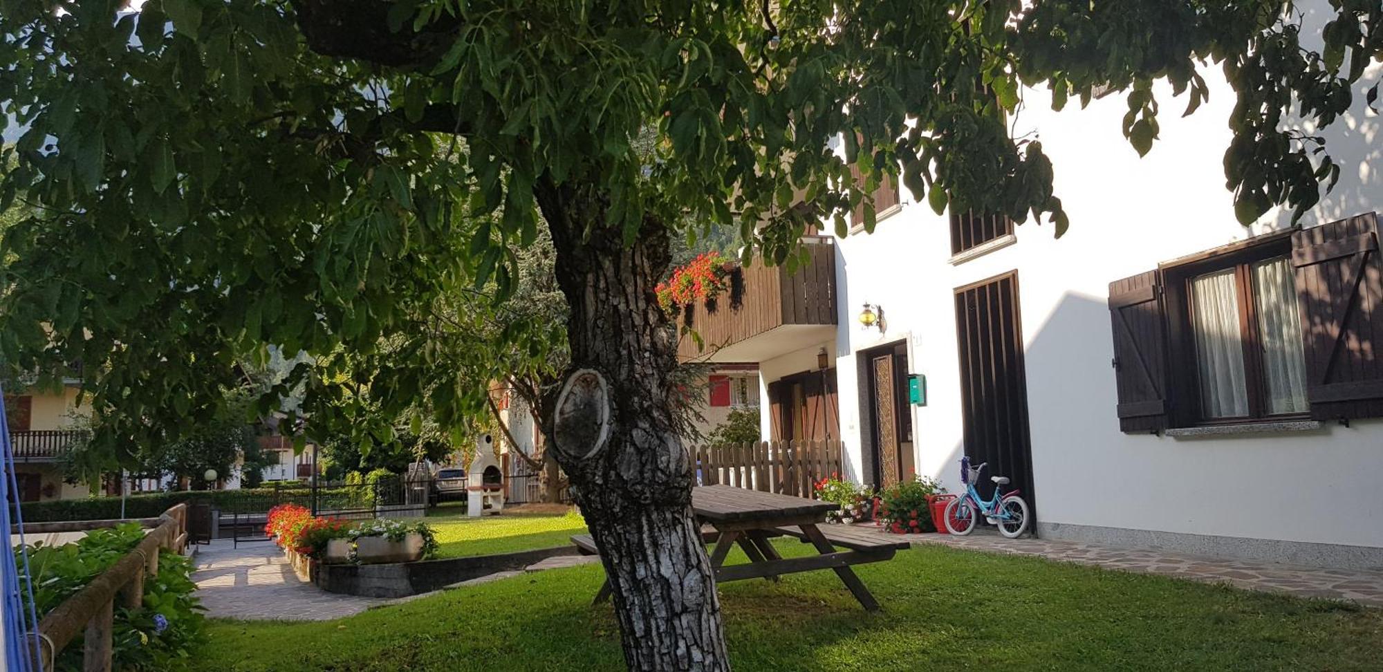 Ferienwohnung Care Alto Carisolo Exterior foto